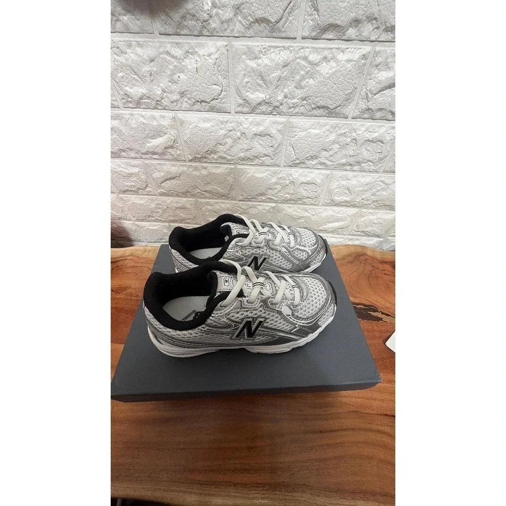 New Balance Infant IZ740NW Silver Metalic New Balance 530 Bionic Bee Silver